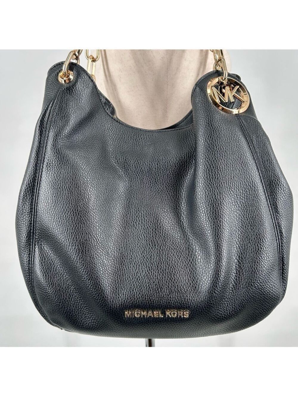 Michael Kors Lillie Large Black Pebbled Leather Shoulder Bag - Picture 2 of 16